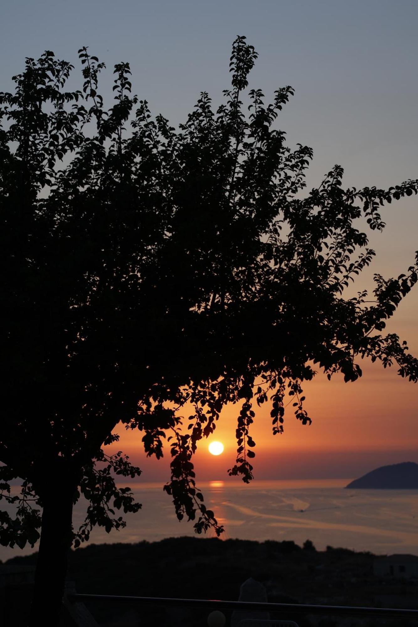 Sunset Serenity Хімара Екстер'єр фото